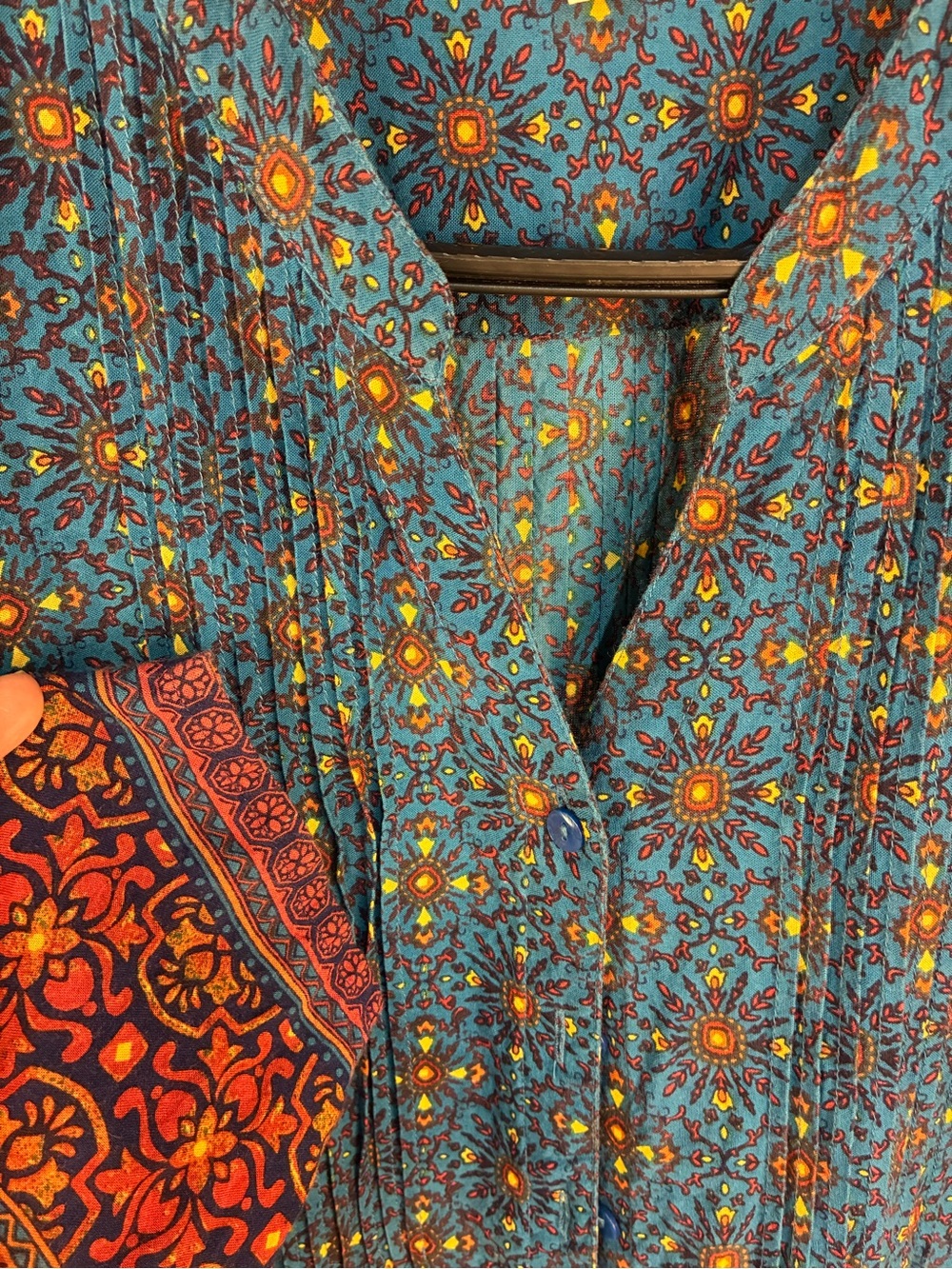 Coldwater Creek Bordering on Medallions Pintuck Button Front Tunic XL - Picture 4 of 9